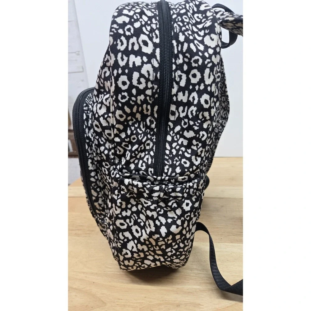 Vera Bradley Medium‎ Backpack Camocat Black/White Leopard Print